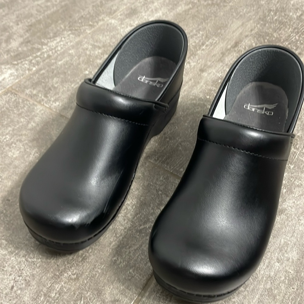 Dansko Professional- Black Size 41 / 9.5-10